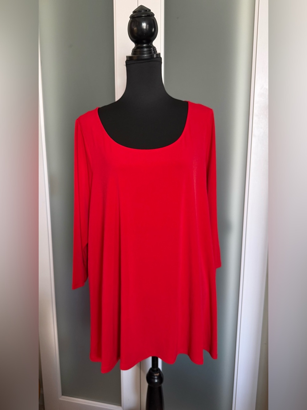 Liz Claiborne Bold Red Scoop-Neck Tunic